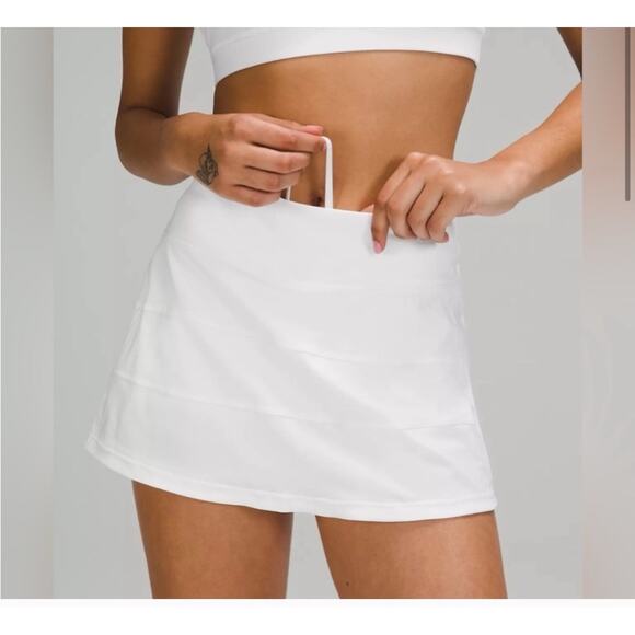 LULULEMON WHITE PACE RIVAL Tennis Skort With Shorts Size: 10 - Picture 1 of 5